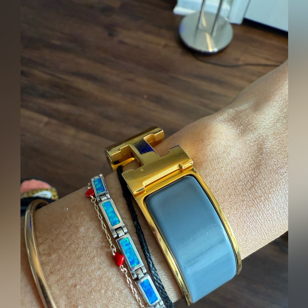 Preloved - Hermes clic- clac!! Thick grey bracelet .. great condition!